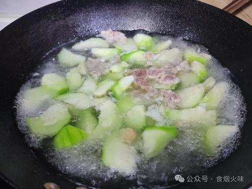 吃瓜怎么烧汤好吃,美味佳肴——吃瓜汤的独特烹饪秘诀