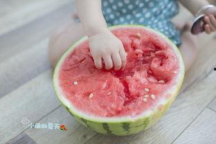 毛毛雨吃瓜,揭秘娱乐圈的甜蜜与苦涩