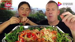 瓜大姐吃生沙拉,瓜大姐的生沙拉美食之旅