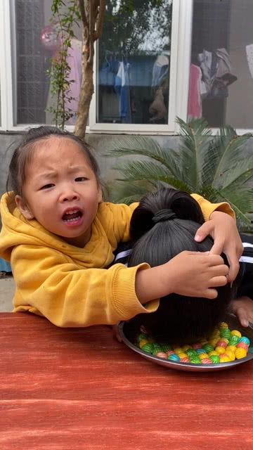 姐姐来我家吃瓜,姐姐光临我家共享美好时光